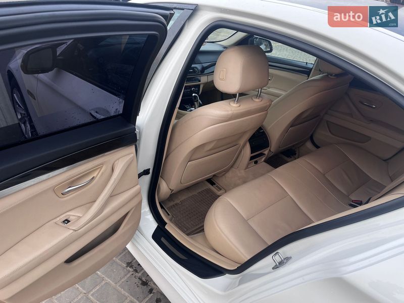Седан BMW 5 Series 2013 в Одессе