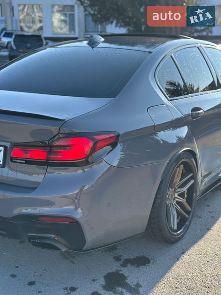 Седан BMW 5 Series 2017 в Житомире