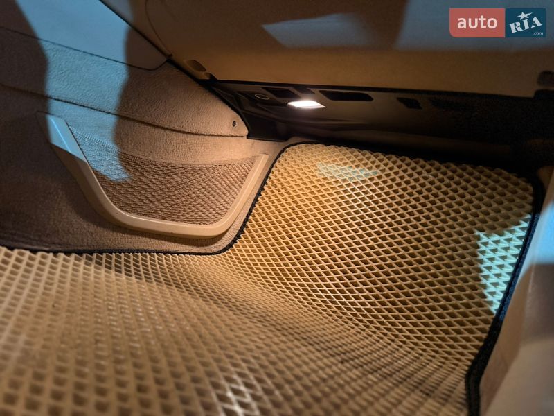 Седан BMW 5 Series 2011 в Киеве