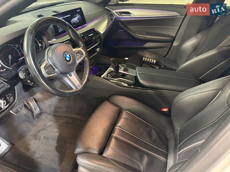 Седан BMW 5 Series 2018 в Черновцах