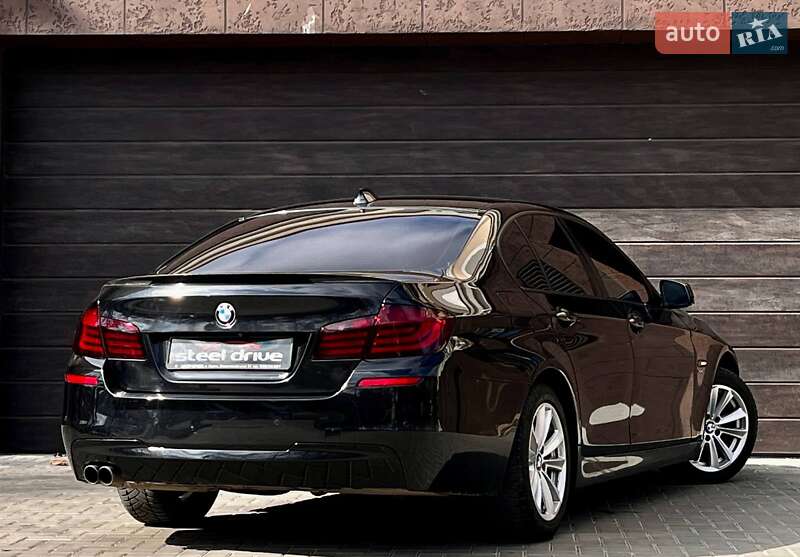 Седан BMW 5 Series 2012 в Николаеве