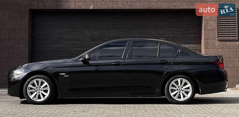 Седан BMW 5 Series 2012 в Николаеве