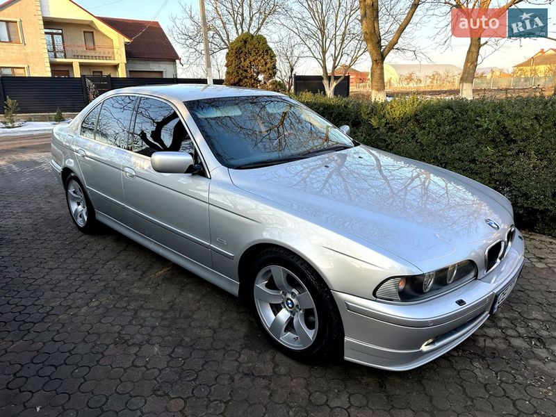 Седан BMW 5 Series 2002 в Черновцах