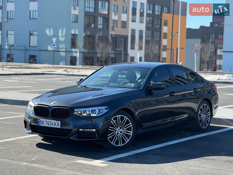Седан BMW 5 Series 2017 в Ровно