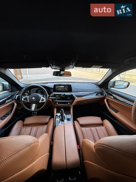 Седан BMW 5 Series 2019 в Черновцах