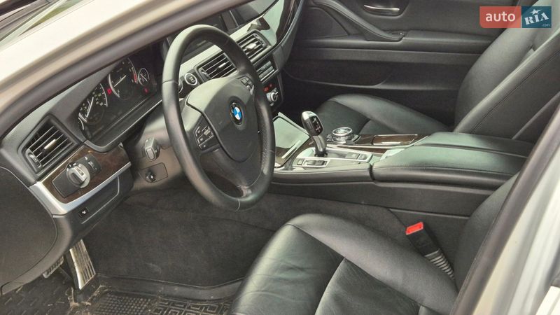 Седан BMW 5 Series 2013 в Дніпрі