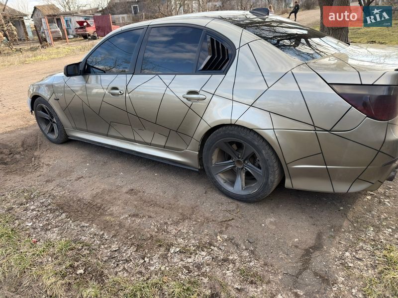 Седан BMW 5 Series 2004 в Николаеве