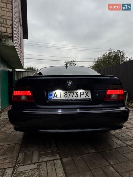 Седан BMW 5 Series 2001 в Буче