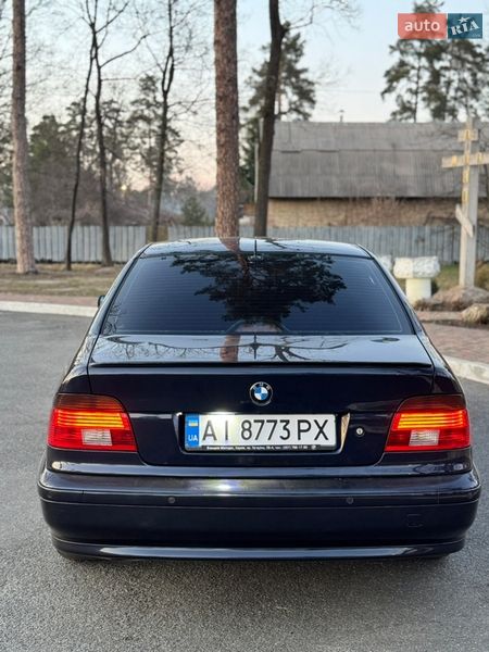 Седан BMW 5 Series 2001 в Буче