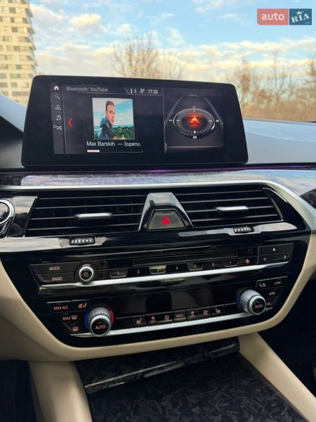 Седан BMW 5 Series 2017 в Львове