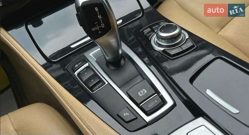 Седан BMW 5 Series 2015 в Львове