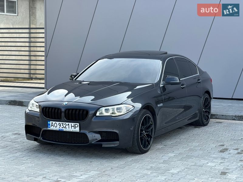 Седан BMW 5 Series 2013 в Ужгороде