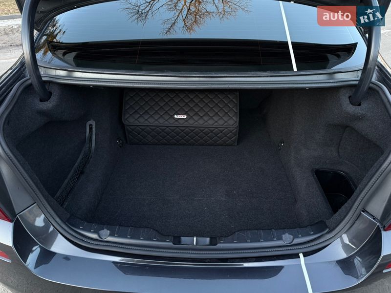 Седан BMW 5 Series 2013 в Киеве