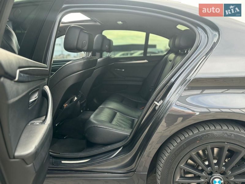Седан BMW 5 Series 2013 в Ужгороде