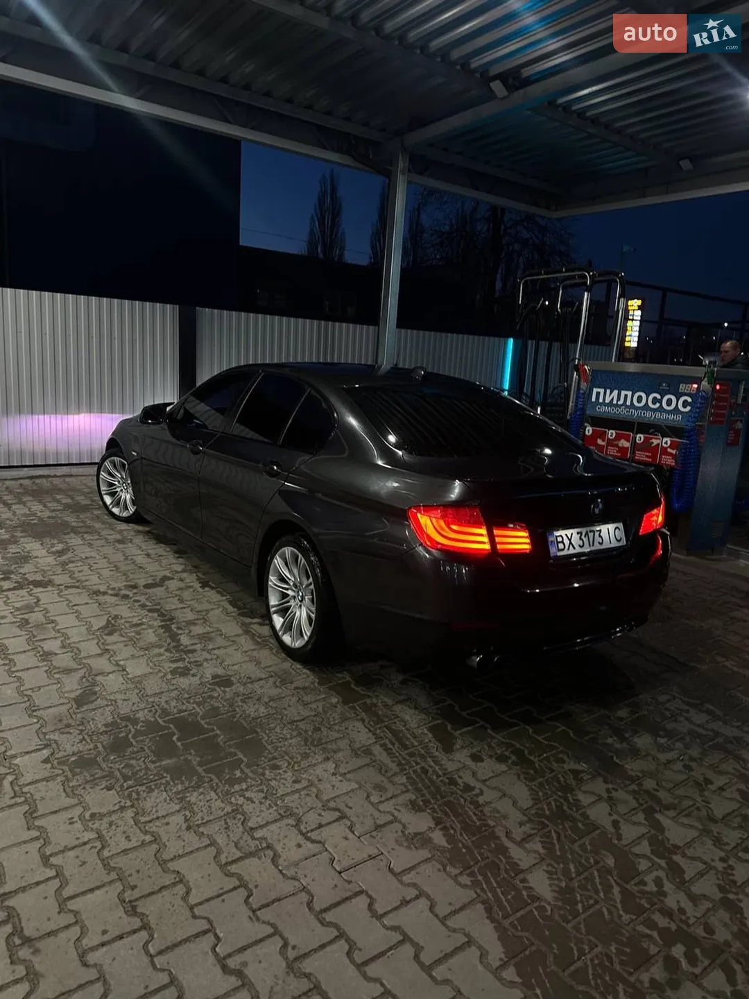 2010 BMW 5er - мініатюра 10