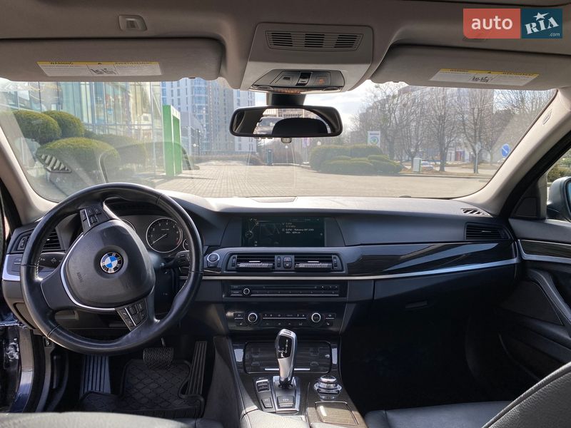 Седан BMW 5 Series 2013 в Луцке