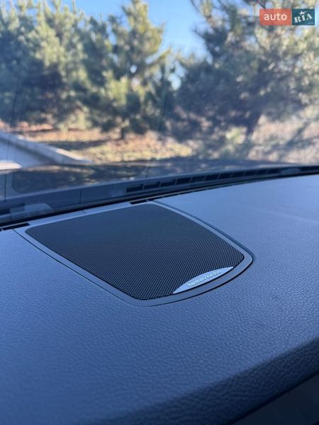 Седан BMW 5 Series 2015 в Днепре