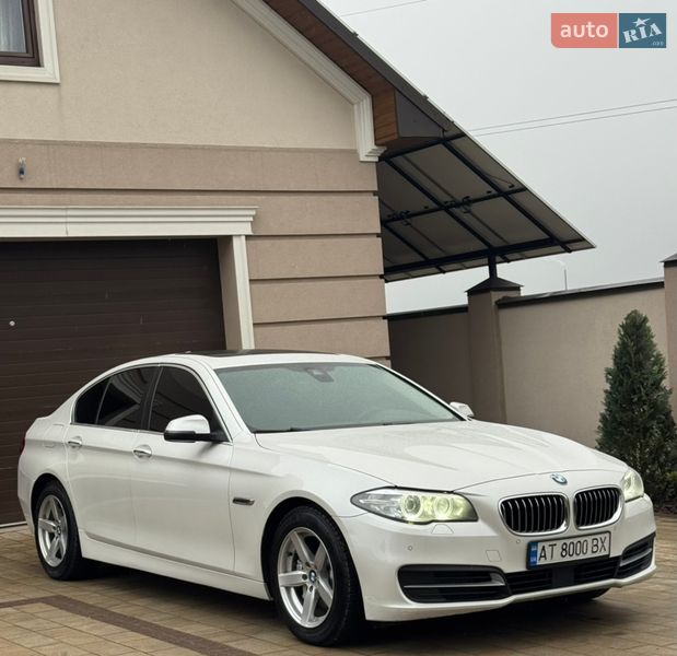 Седан BMW 5 Series 2013 в Львові