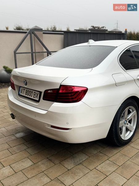 Седан BMW 5 Series 2013 в Львові