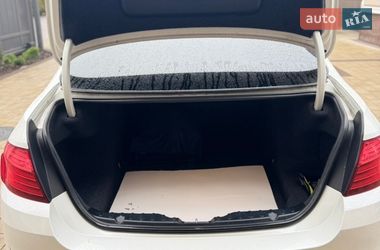 Седан BMW 5 Series 2013 в Львове