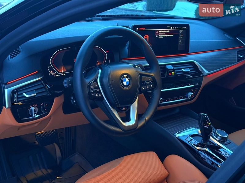 Седан BMW 5 Series 2023 в Кам'янець-Подільському