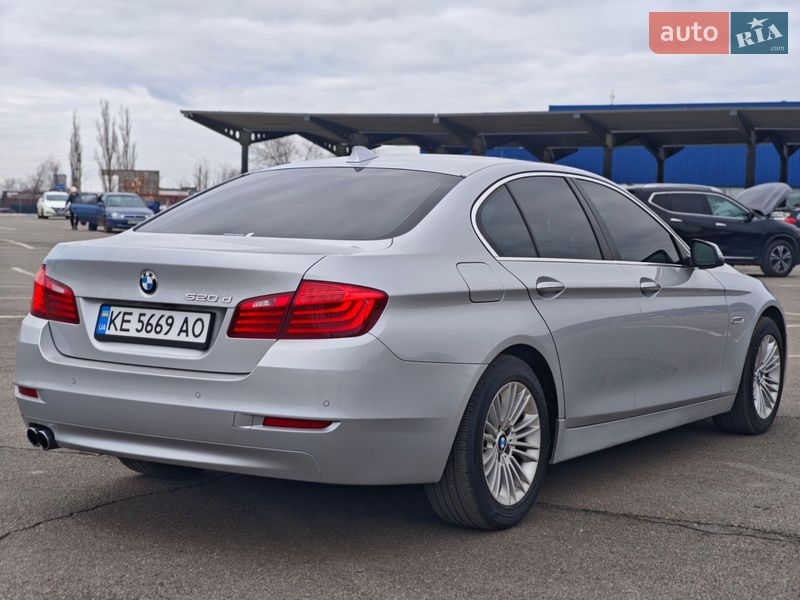 Седан BMW 5 Series 2014 в Кривому Розі