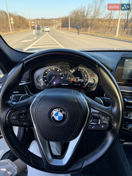 Седан BMW 5 Series 2019 в Хмельницком