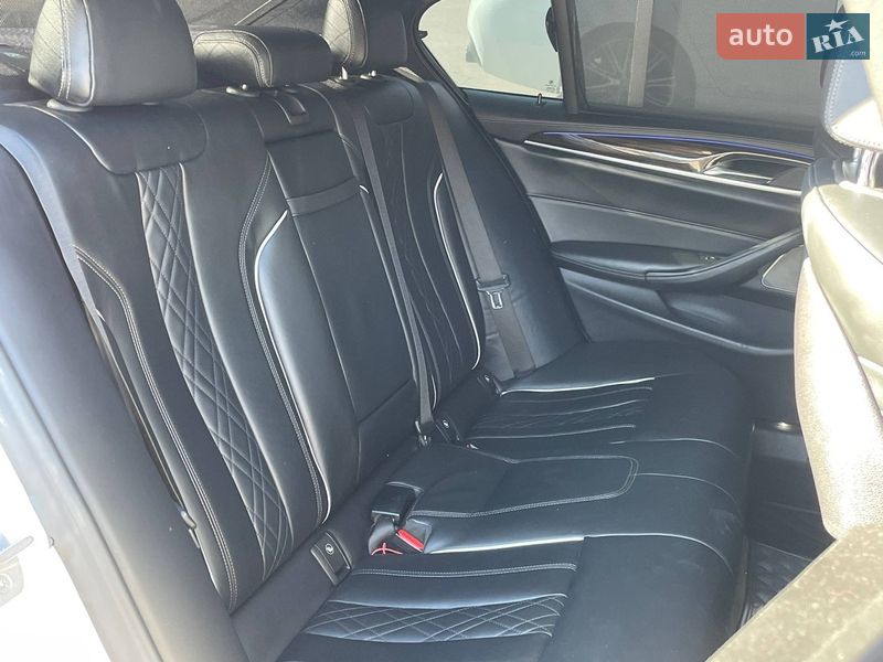 Седан BMW 5 Series 2018 в Киеве