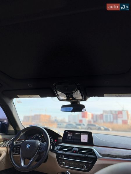 Седан BMW 5 Series 2017 в Луцке