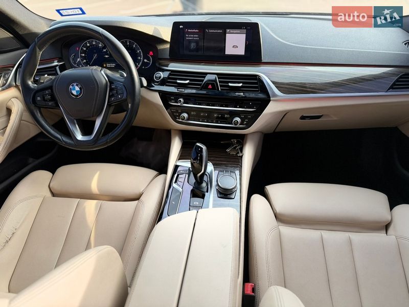 Седан BMW 5 Series 2017 в Луцке