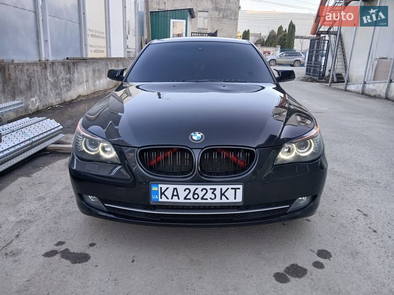 Седан BMW 5 Series 2007 в Черновцах