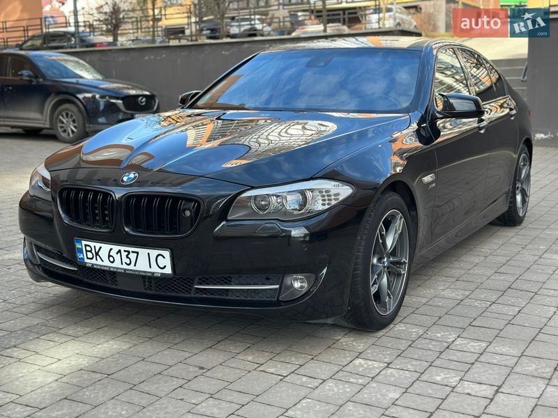 BMW 5 Series 2011