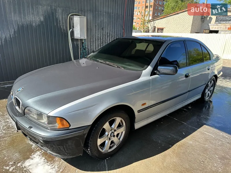 BMW 5 Series 1998