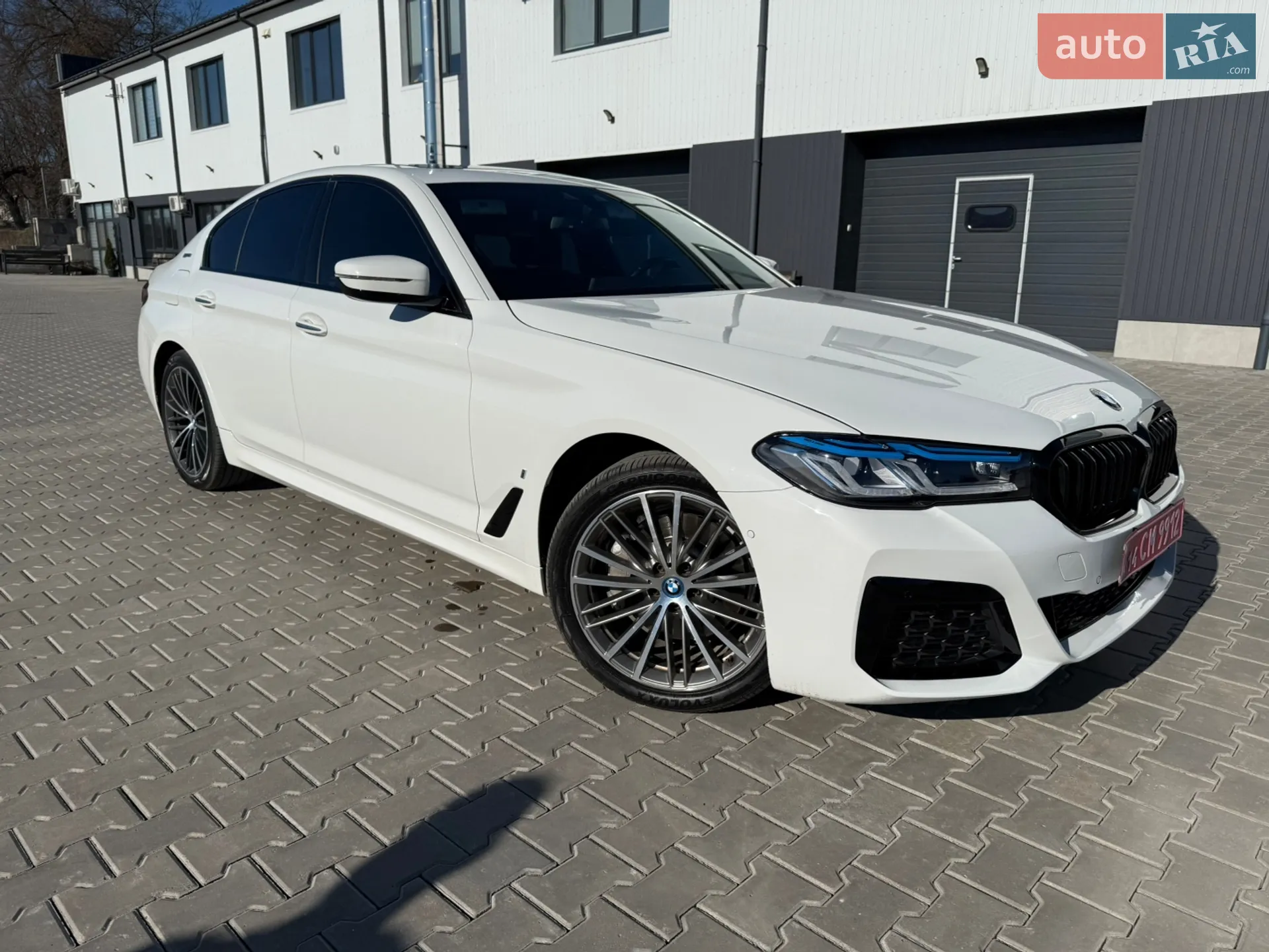 2018 BMW 5er - мініатюра 2