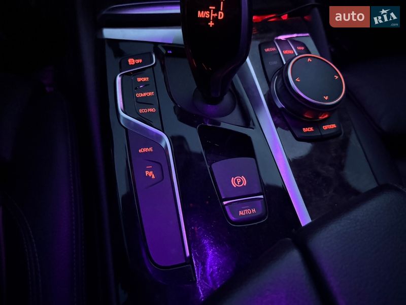 Седан BMW 5 Series 2018 в Виннице