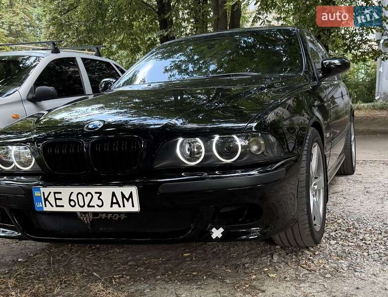Седан BMW 5 Series 1998 в Запорожье