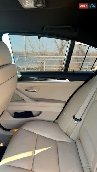 Седан BMW 5 Series 2013 в Днепре