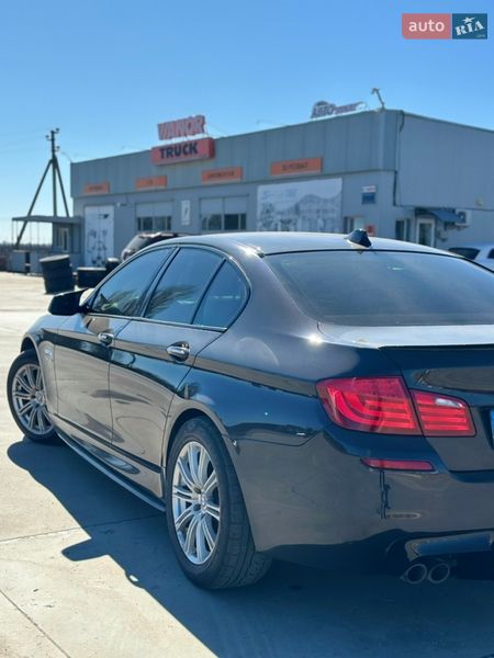 Седан BMW 5 Series 2012 в Первомайске