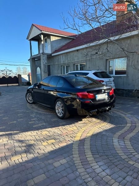 Седан BMW 5 Series 2012 в Первомайске