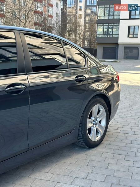 Седан BMW 5 Series 2012 в Ивано-Франковске