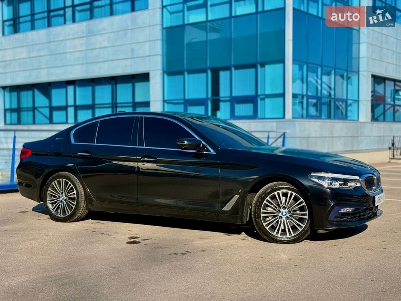 Седан BMW 5 Series 2018 в Киеве