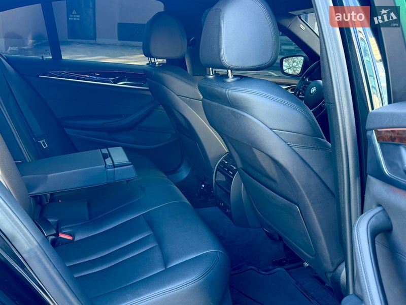 Седан BMW 5 Series 2018 в Киеве