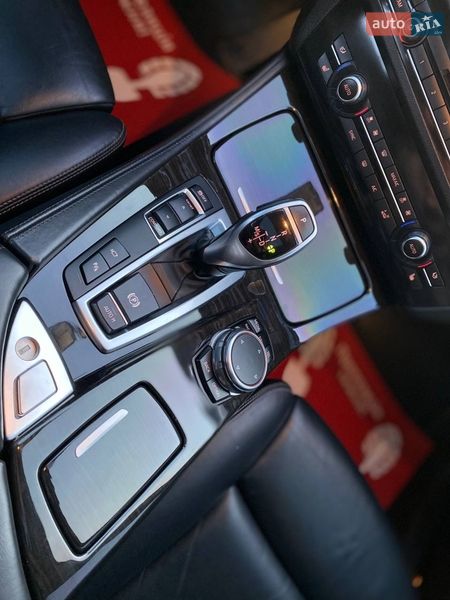 Седан BMW 5 Series 2015 в Черновцах