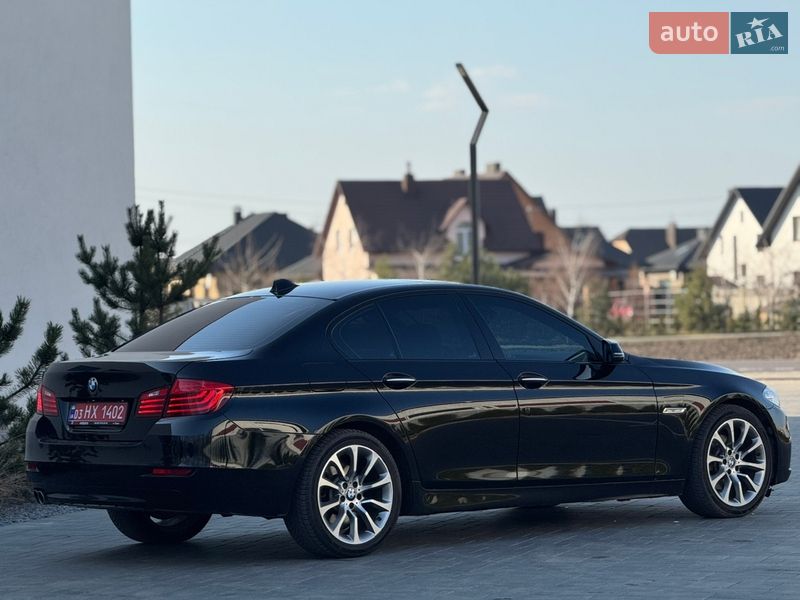 Седан BMW 5 Series 2015 в Луцьку