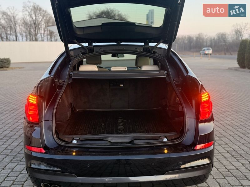 Лифтбек BMW 5 Series 2012 в Черновцах