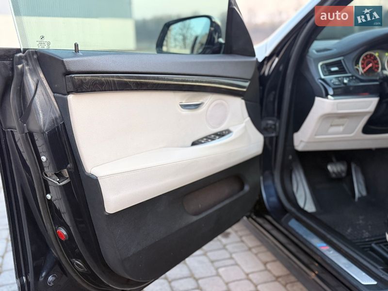 Лифтбек BMW 5 Series 2012 в Черновцах