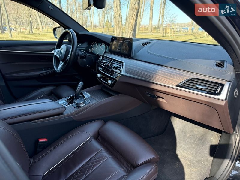 Седан BMW 5 Series 2017 в Киеве фото 39 Седан BMW 5 Series 2017 в Киеве