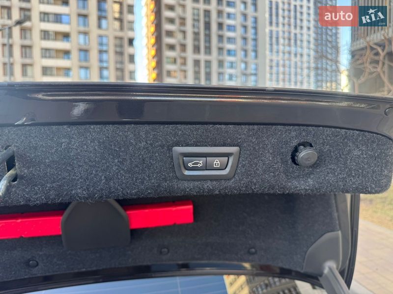 Седан BMW 5 Series 2016 в Киеве