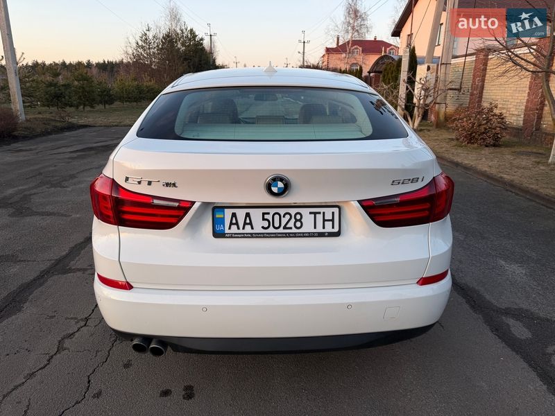 Седан BMW 5 Series 2017 в Киеве