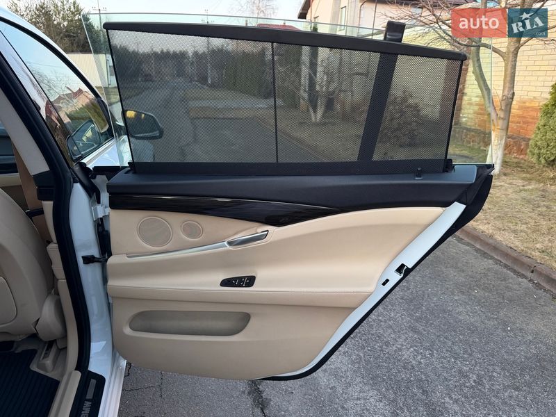 Седан BMW 5 Series 2017 в Киеве